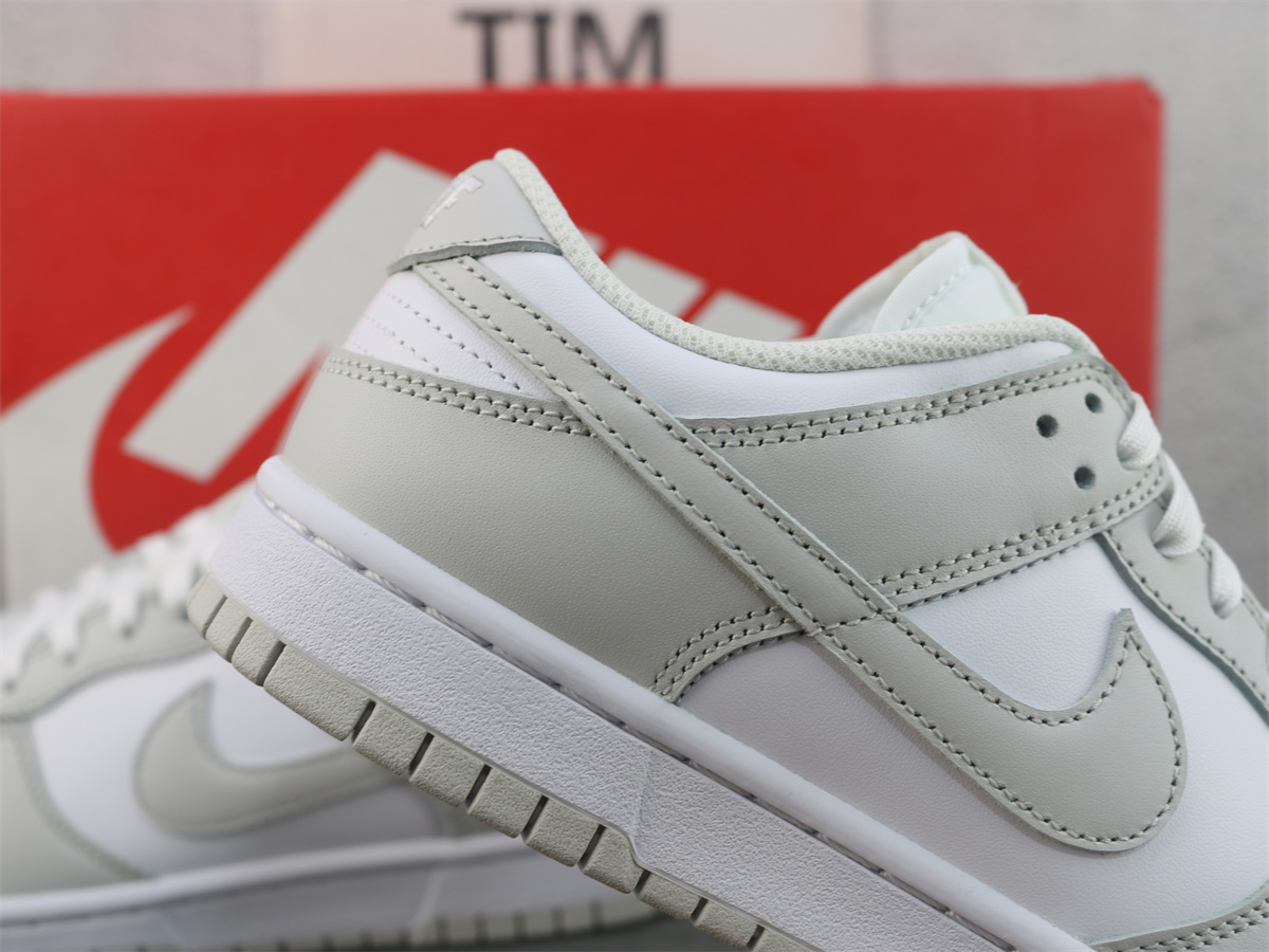 M Batch Nike Dunk Low Photon Dust DD1503-103